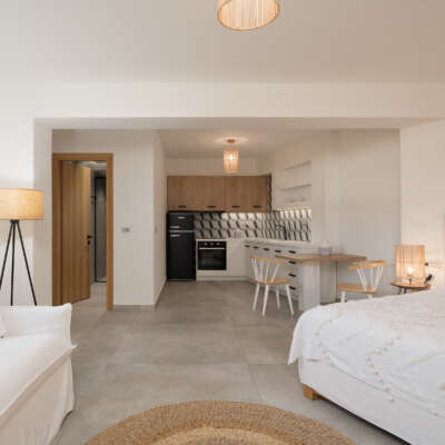 Lower Floor: The most significant advantage; this bedroom also boasts a kitchen.