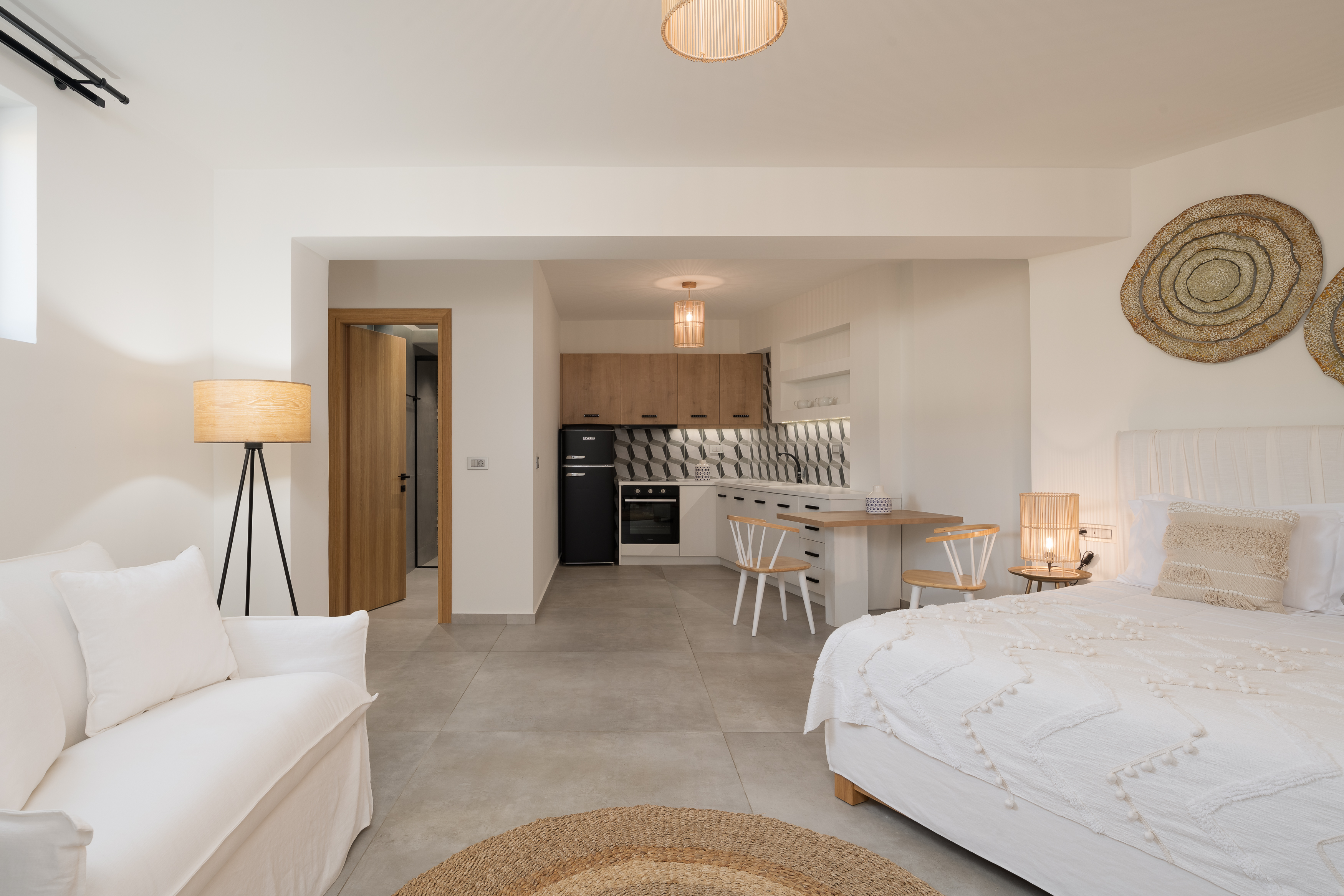 Lower Floor: The most significant advantage; this bedroom also boasts a kitchen.