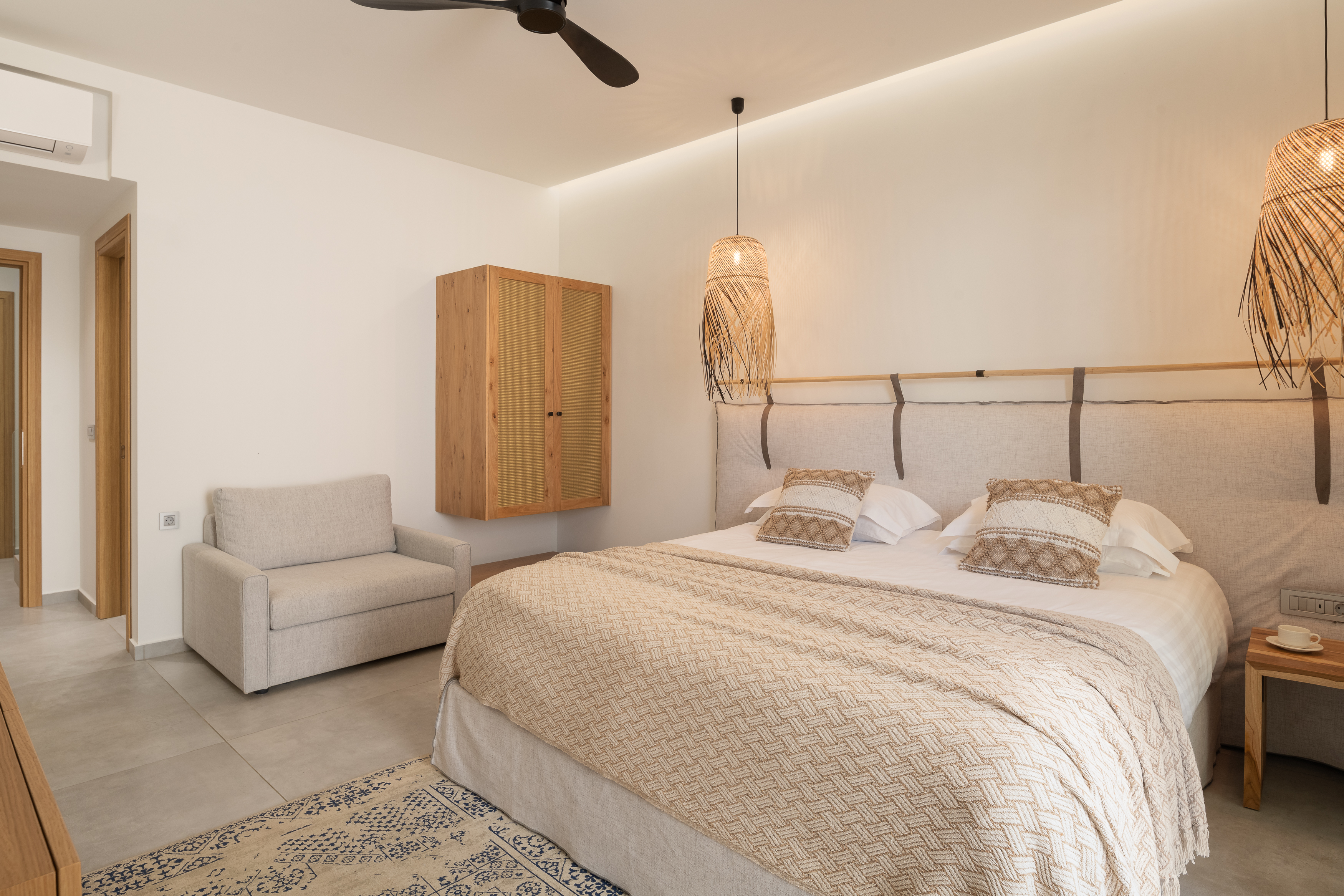 Lower floor. Stimulating bedroom design.